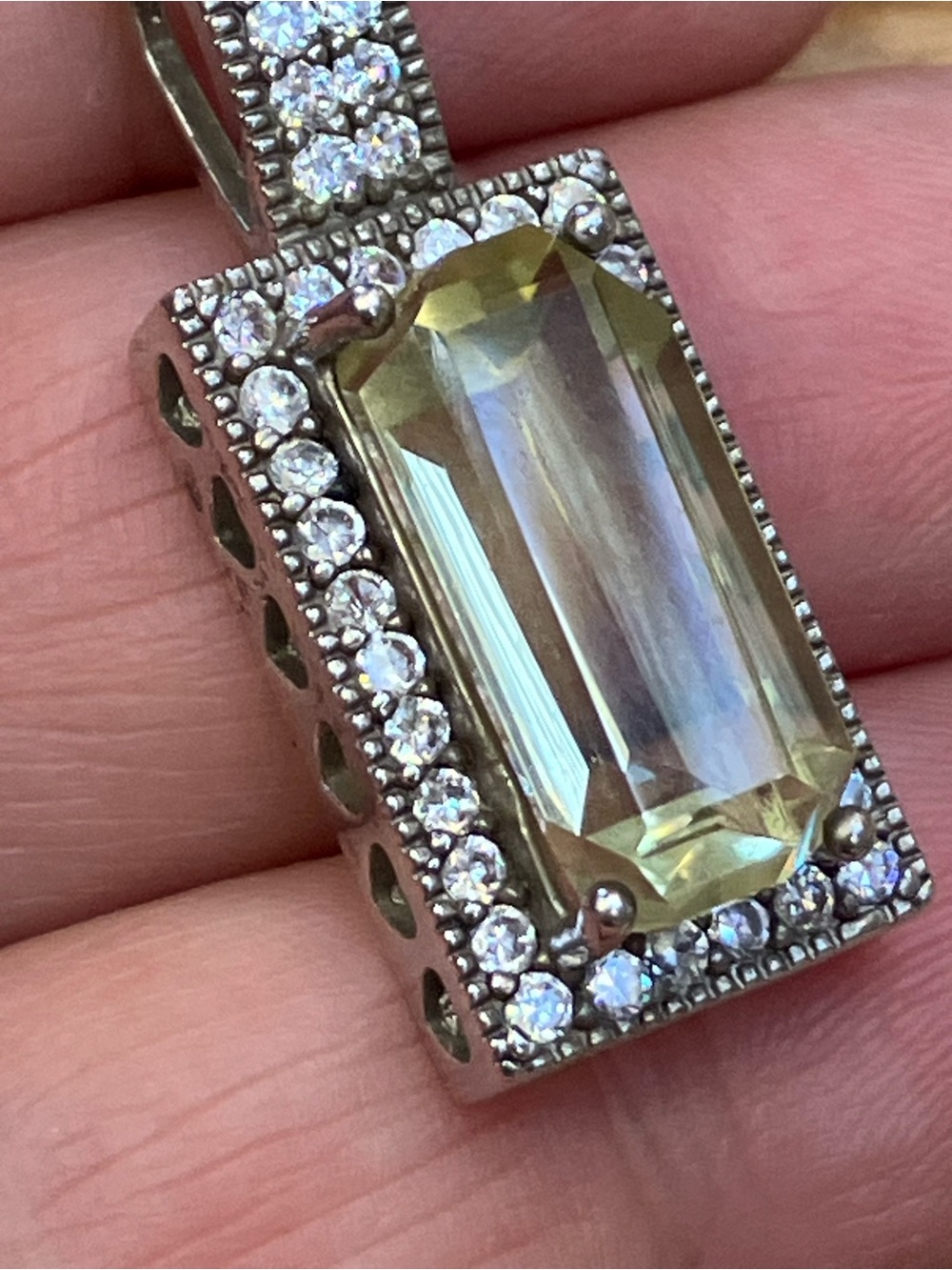 Fancy 925 Sterling Silver 18” Chain With Pendant Pale Yellow & Clear Stones - Picture 4 of 10